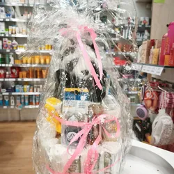 PERSONALIZED BABY GIFT BASKETS