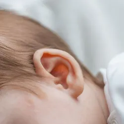 Servicio de puesta de pendientes