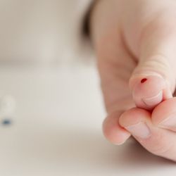 Análisis rápido de colesterol y azúcar