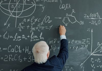 5&ordf; sesi&oacute;n de la escuela de salud de Lucena de Jal&oacute;n