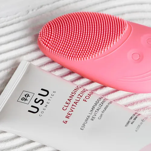 USU Espuma Limpiadora Revitalizante Frutos Rojos 120ml