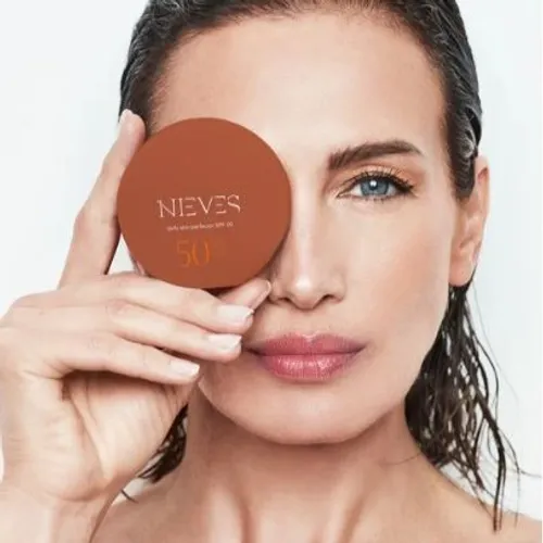 NIEVES. DAILY PERFECTOR SPF 50